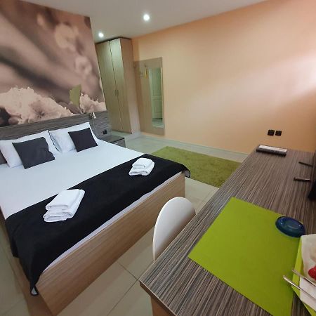 Nis City Center Guest House Exterior foto