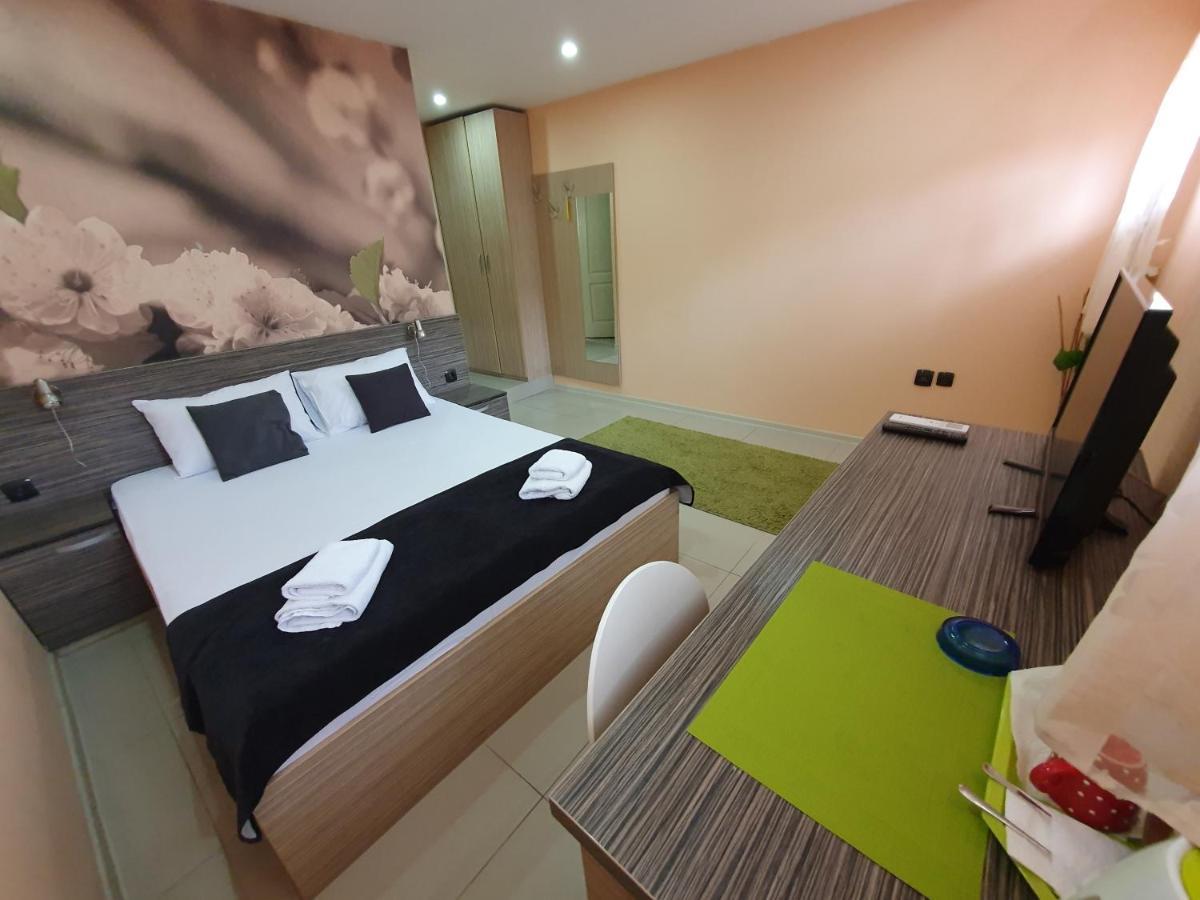 Nis City Center Guest House Exterior foto